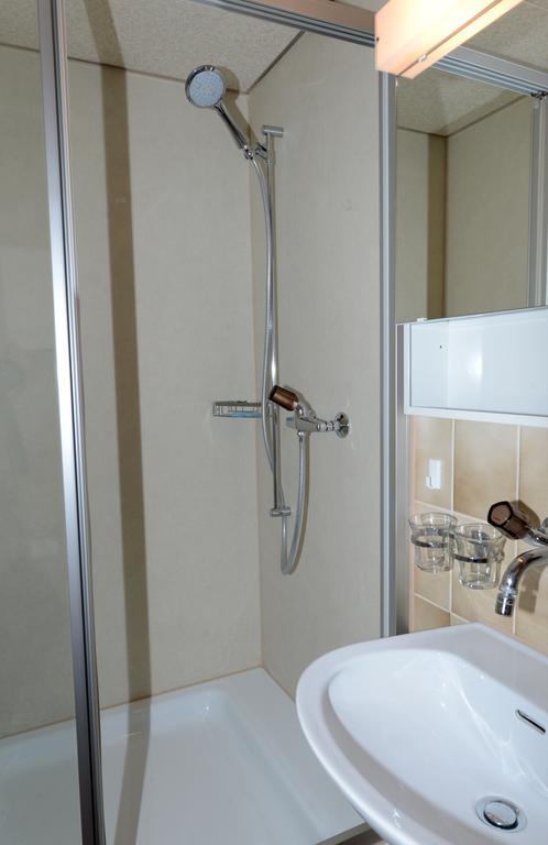 Gasthaus Engel Sachseln Chambre photo